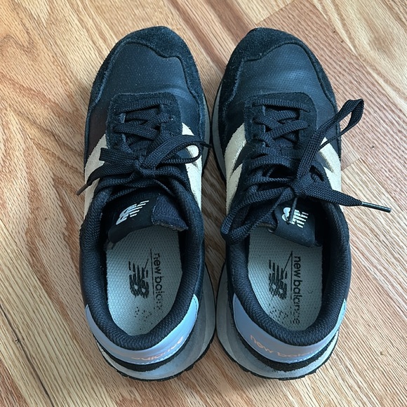 New Balance 237 Women Sneaker - Picture 3 of 6